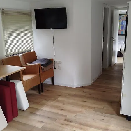 Mobil House Auf Landhof Inmitten Der Bei Lübeck