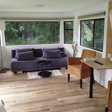 Appartement Mobil House Auf Tierschutz Landhof Inmitten Der Bei Luebeck Selmsdorf