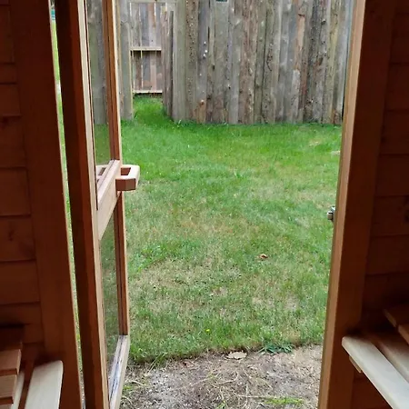 Mobil House Auf Tierschutz Landhof Inmitten Der Bei Luebeck *