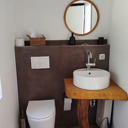 Mobil House Auf Tierschutz Landhof Inmitten Der Bei Luebeck Selmsdorf