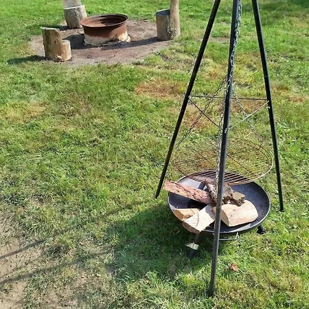 Mobil House Auf Tierschutz Landhof Inmitten Der Bei Luebeck Appartement